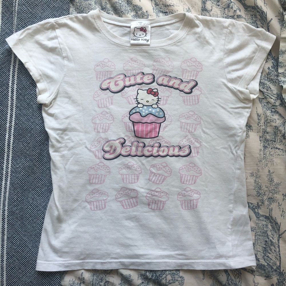 HELLO KITTY Sanrio Cute and Delicious baby tee!